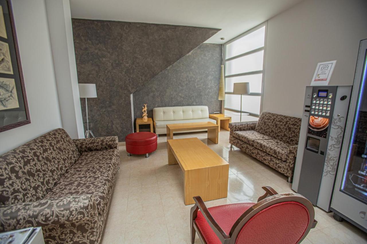Hotel Adiafa Barbate Bagian luar foto