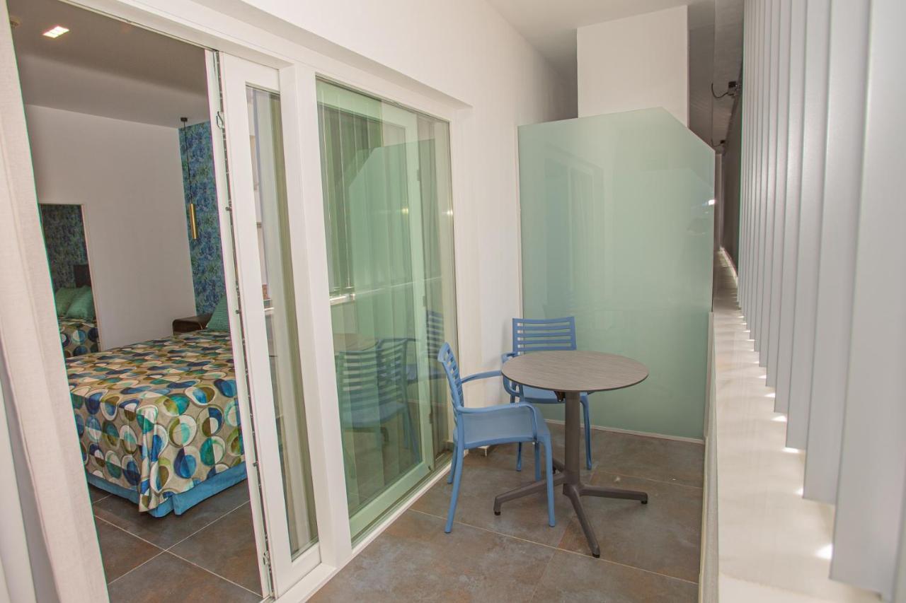 Hotel Adiafa Barbate Bagian luar foto