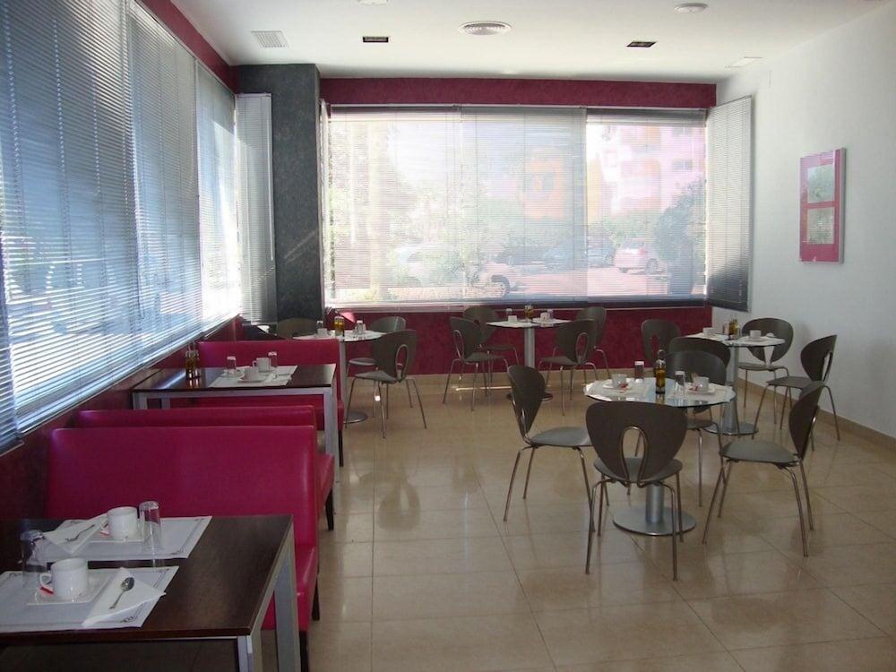 Hotel Adiafa Barbate Bagian luar foto