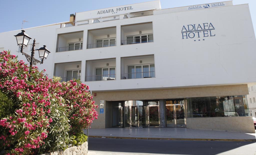 Hotel Adiafa Barbate Bagian luar foto